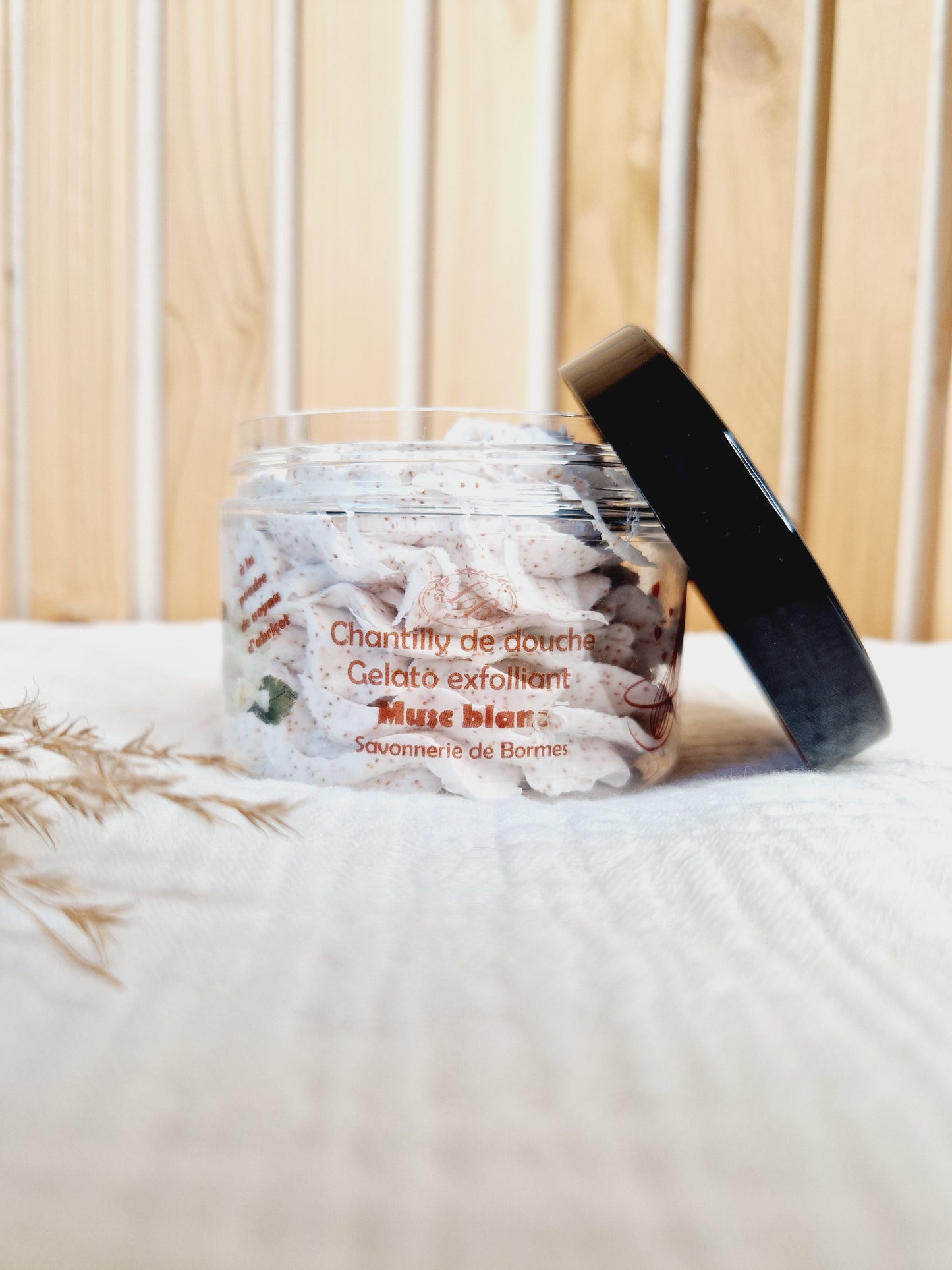 Chantilly de douche exfoliante - Musc blanc